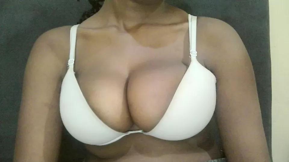 Mercyjoy1 on Cam4 