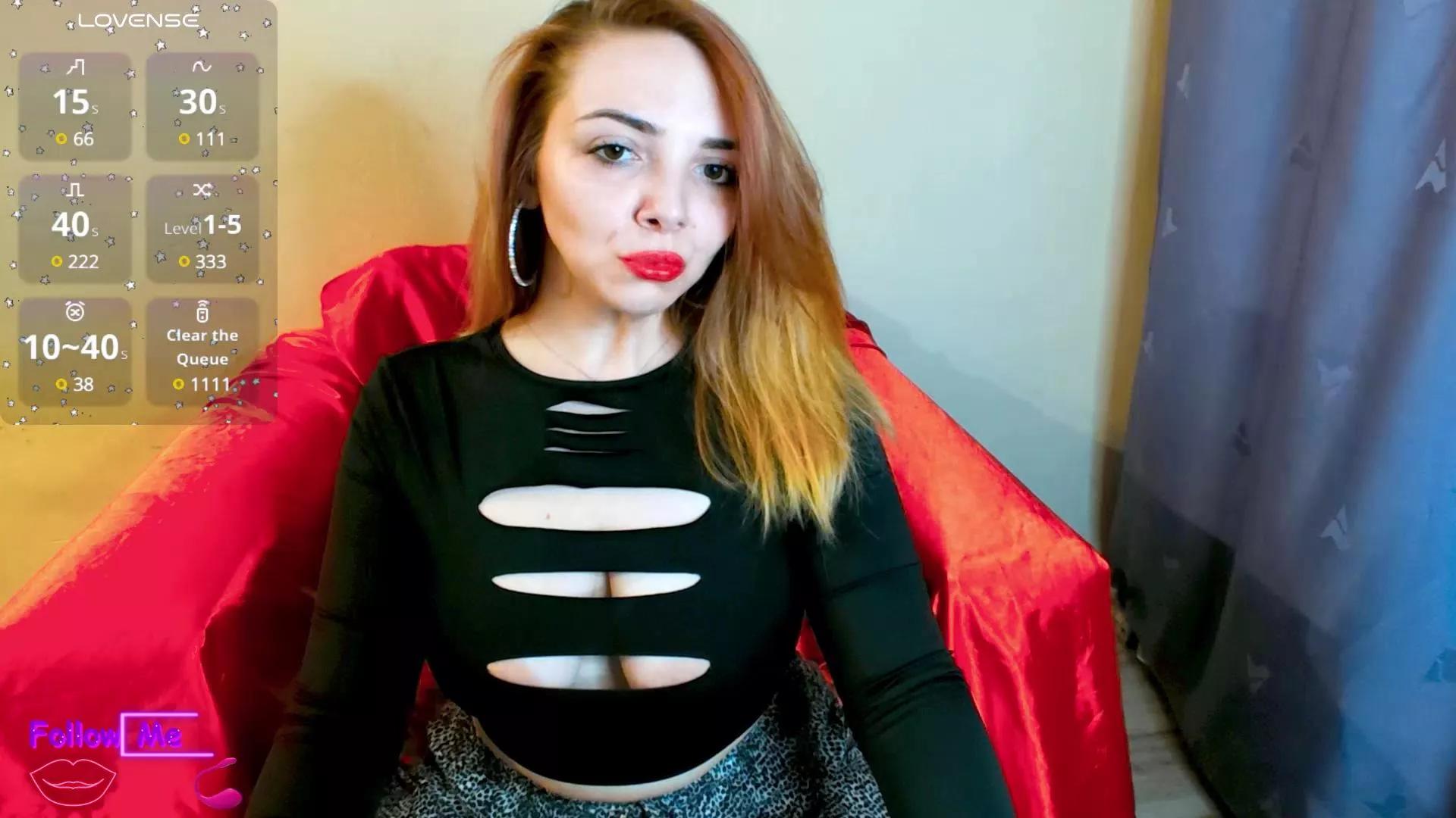 Mia_BabyBOO on Cam4 
