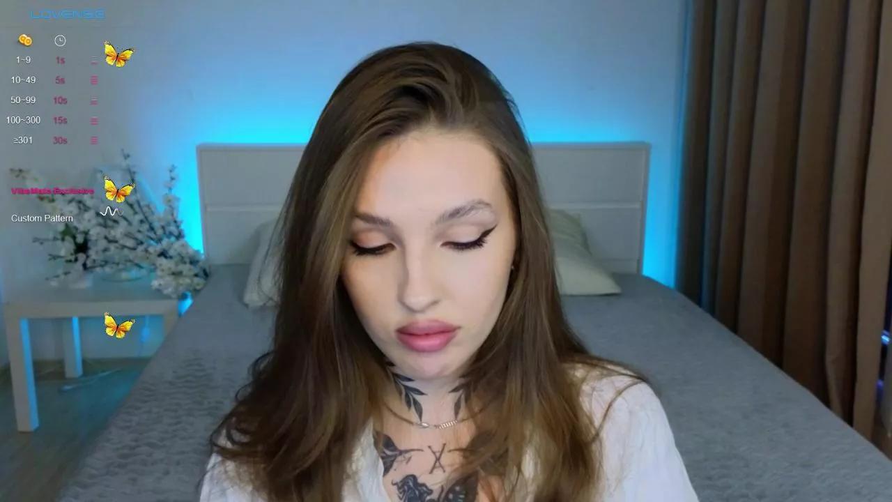 MiaChase on Cam4 
