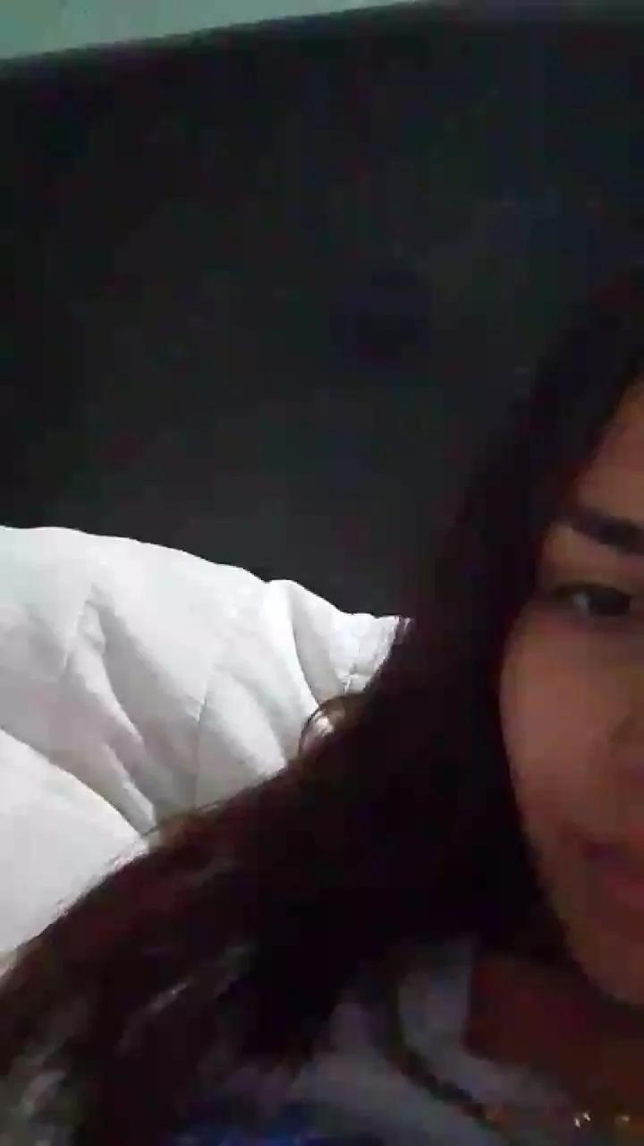 mialu2 on Cam4 