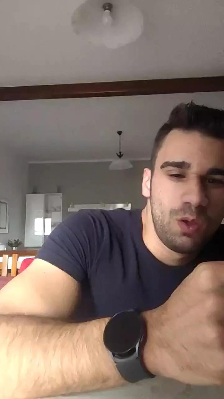 michaelgrandi23 on Cam4 
