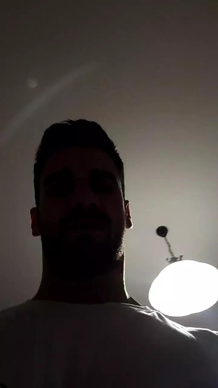 michaelgrandi23 on Cam4 