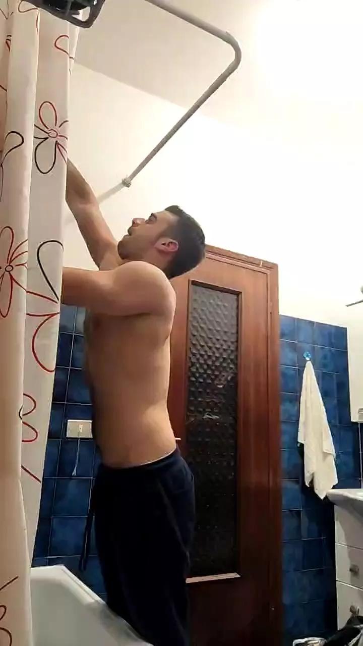 michaelgrandi23 on Cam4 