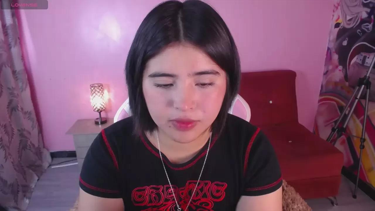 michell_petty01 on Cam4