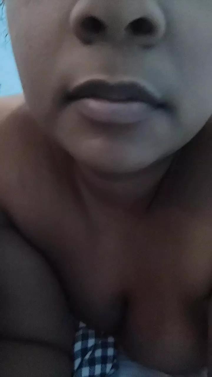 Michelle_More on Cam4 