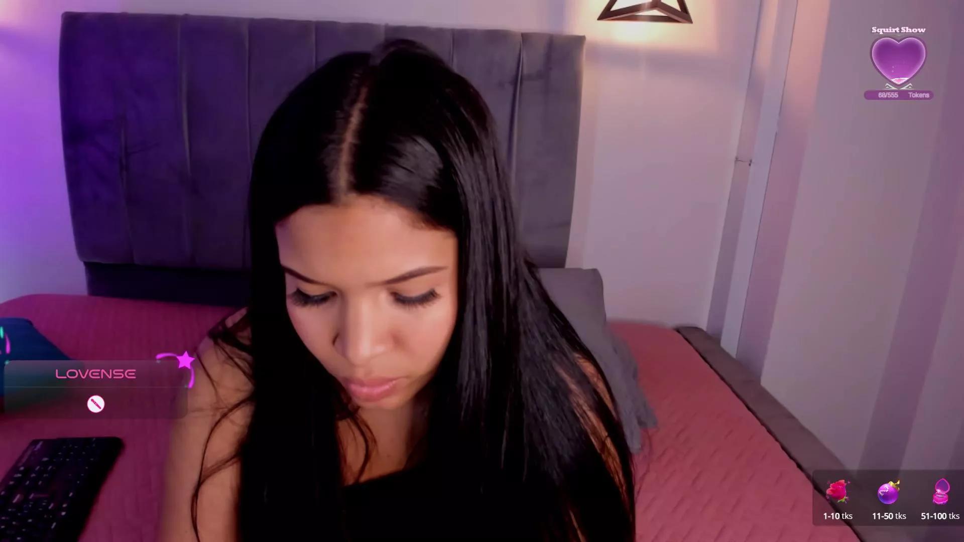 Offline Miiss_Greyy on Cam4