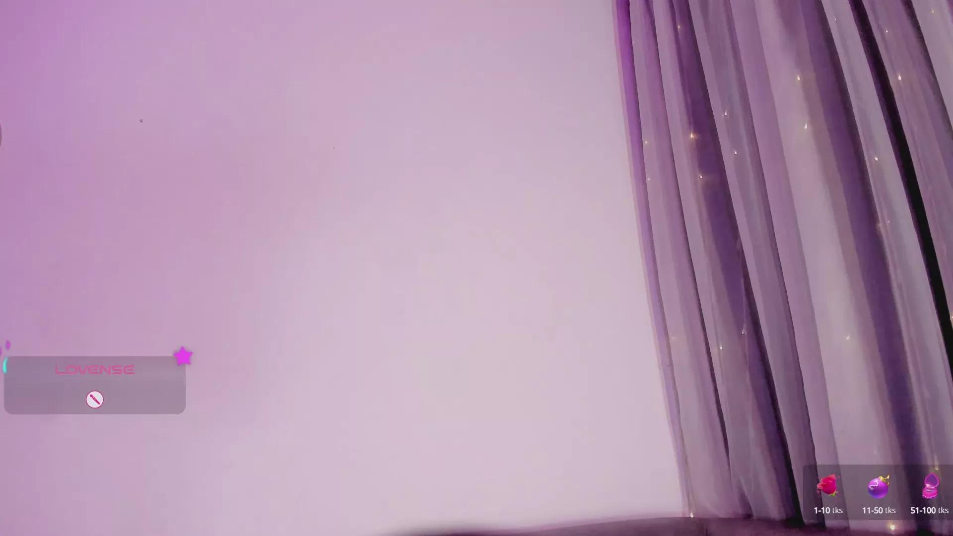 Offline Miiss_Greyy on Cam4