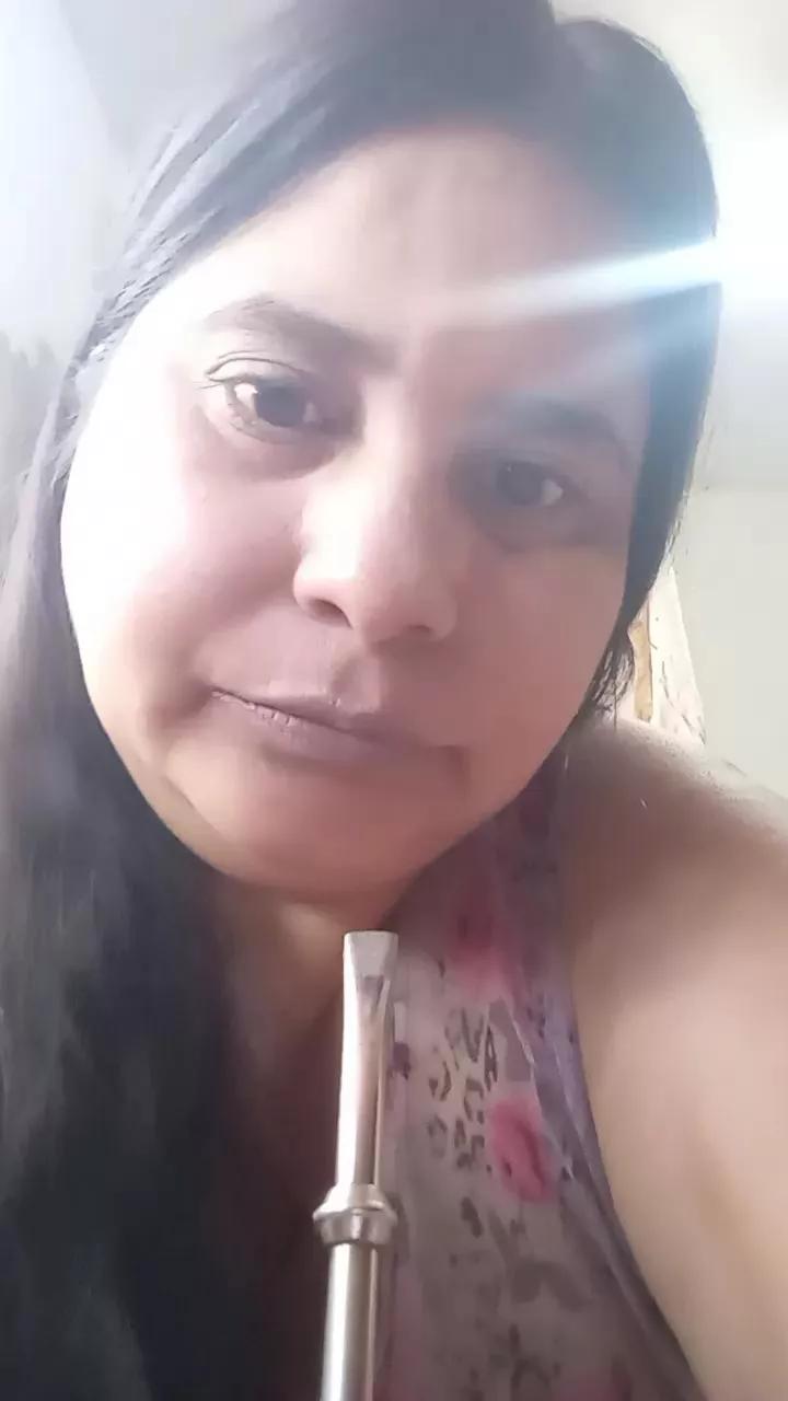 Milf2026 on Cam4 