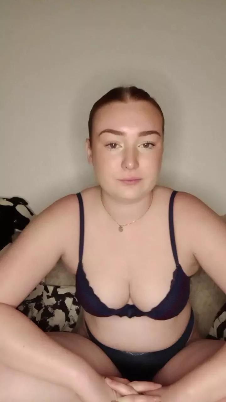 Mimidreve_ on Cam4 
