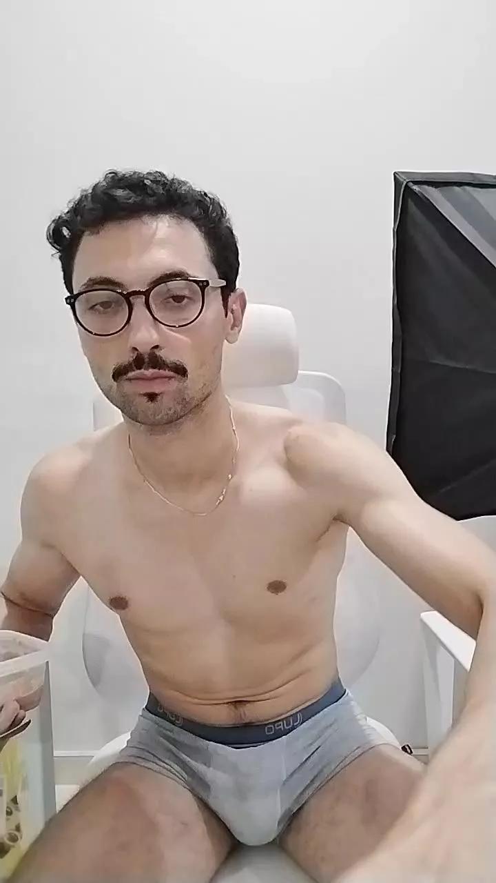 MImosoxx on Cam4 