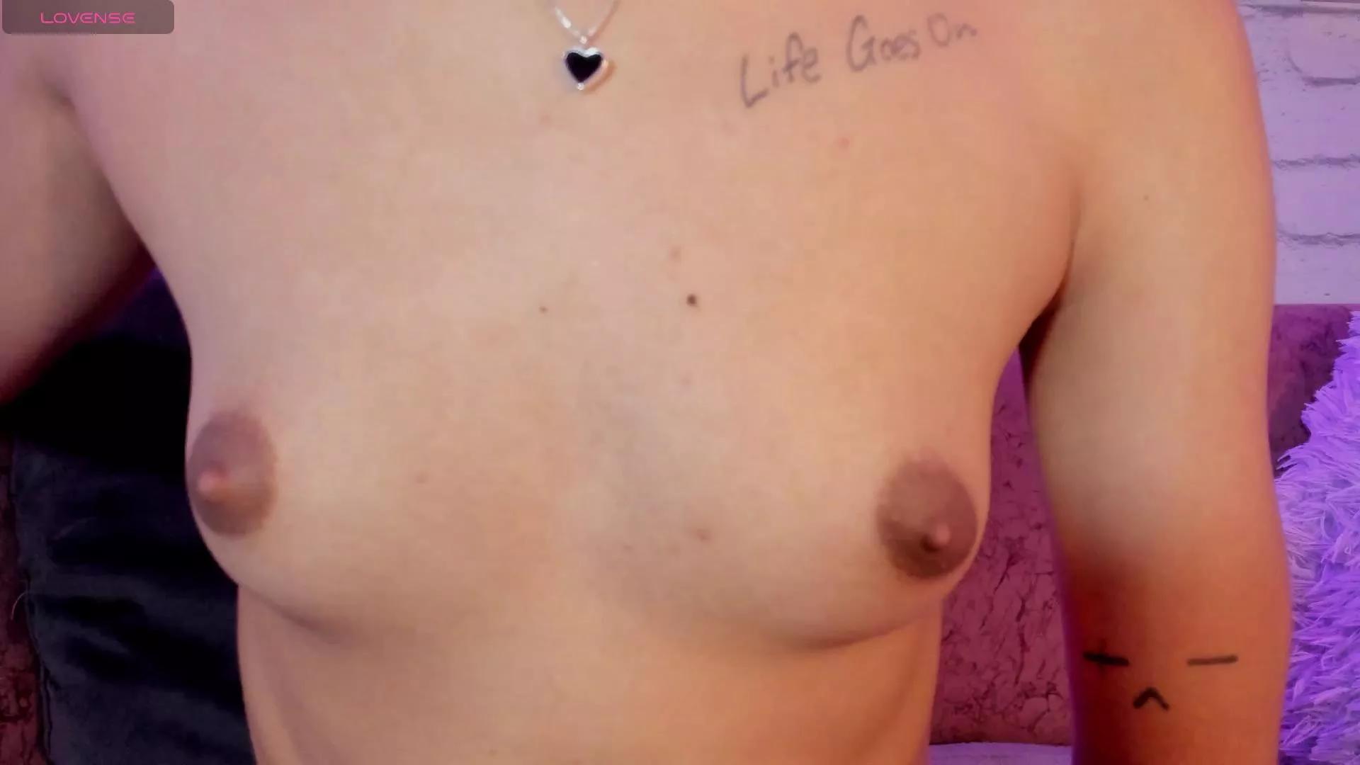 min_minjil on Cam4 