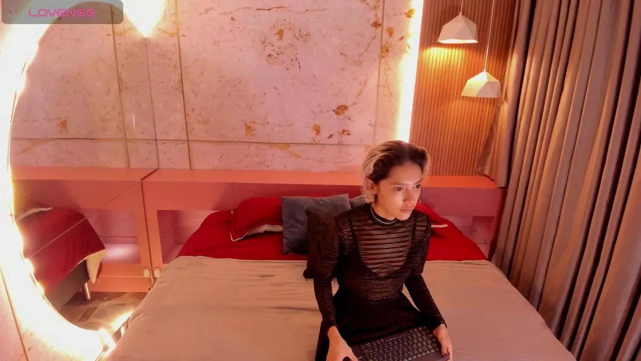 min_minjil on Cam4 