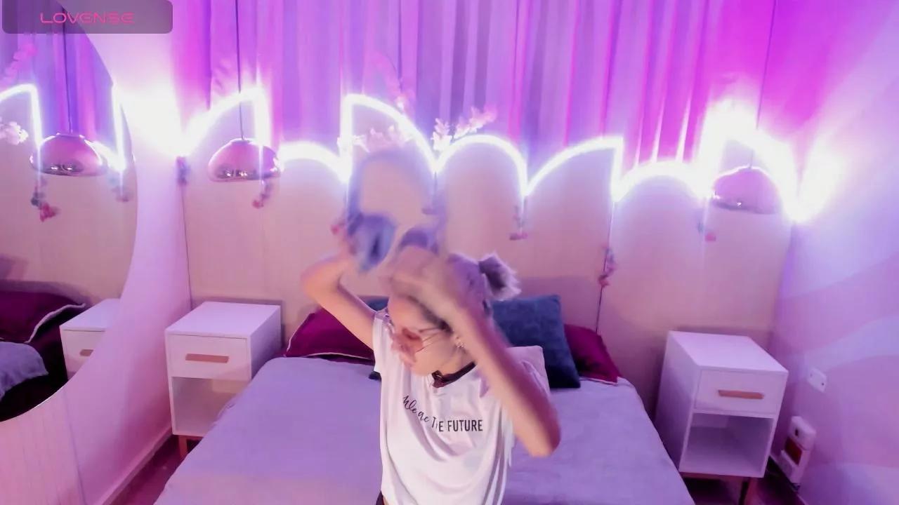 min_minjil on Cam4 