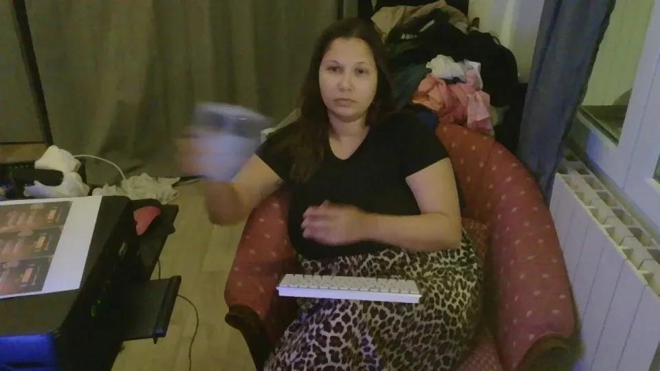 Discover Minettesexy1, she wants to masturbate for you minettesexy1 from Cam4