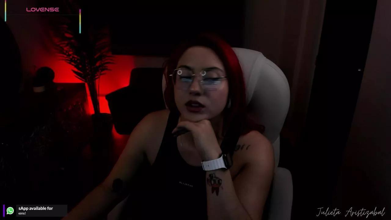 miss_julietaa on Cam4 