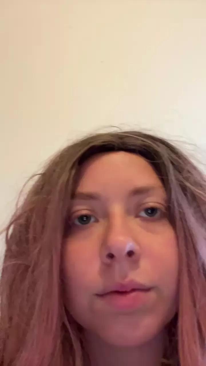 Misslenaanal on Cam4 