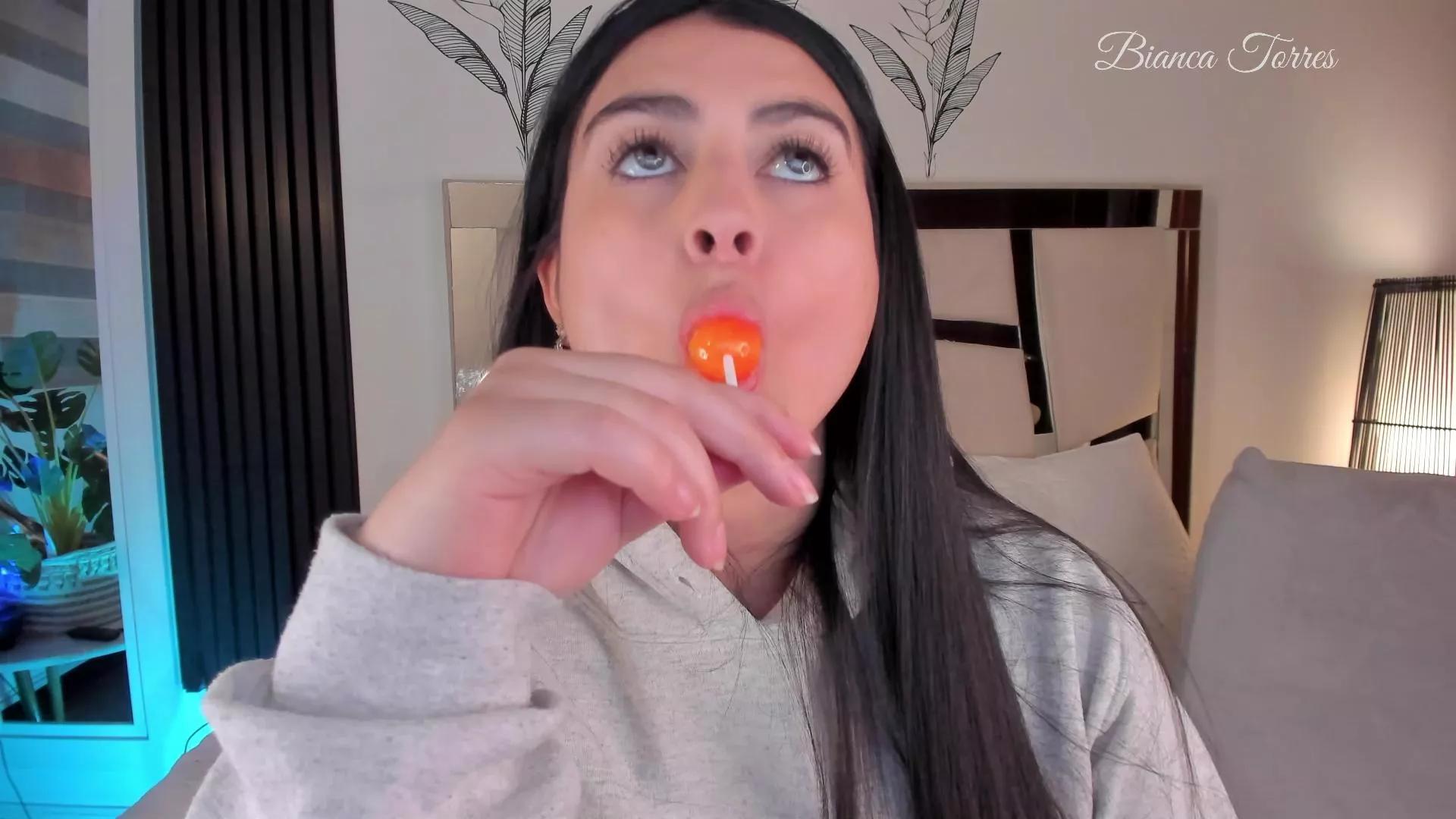 missmoscu on Cam4 