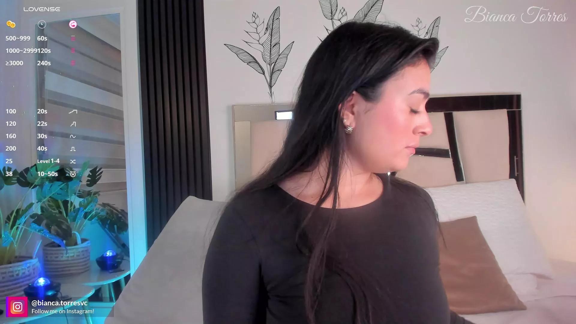 missmoscu on Cam4 
