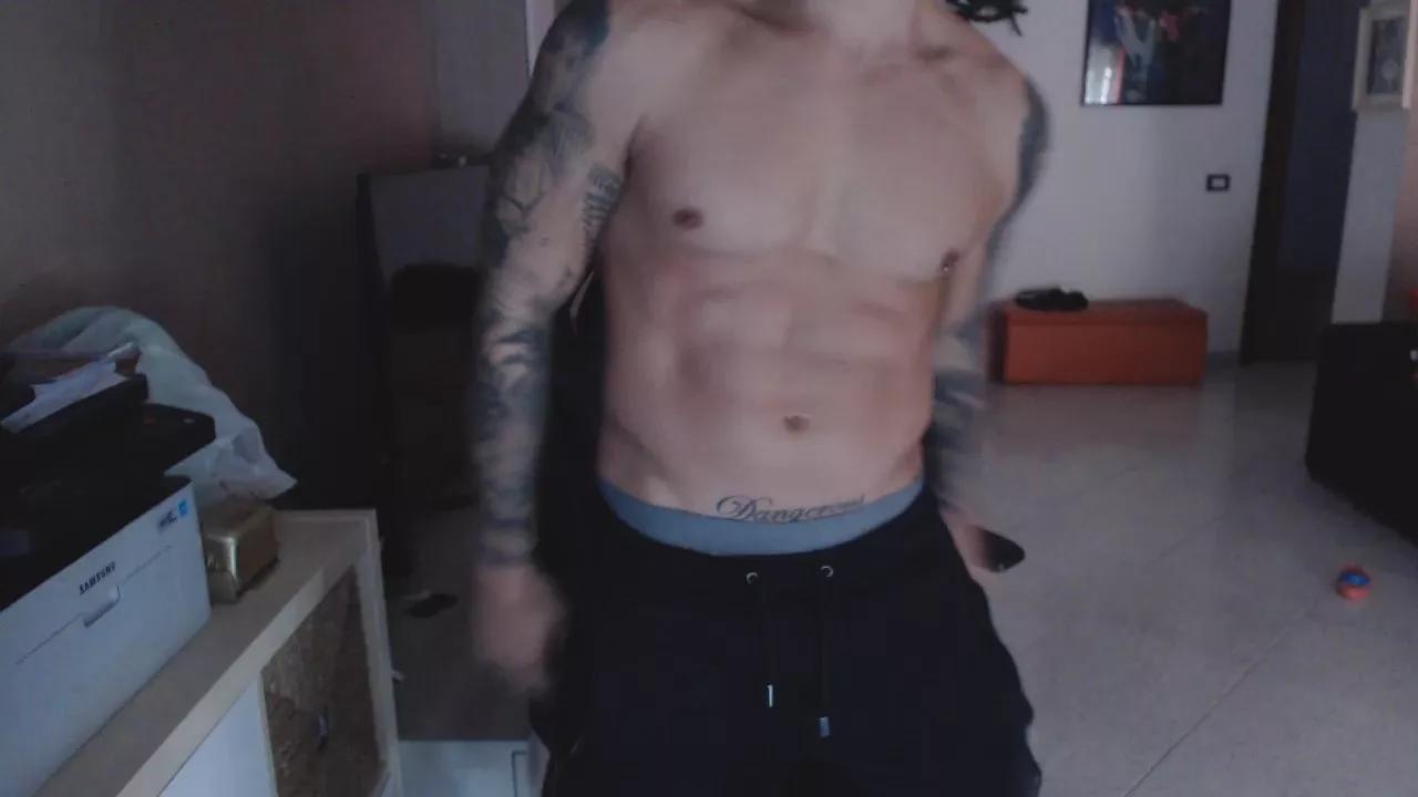 mistik_69 on Cam4 