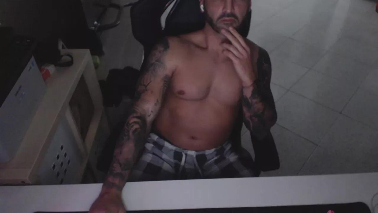 mistik_69 on Cam4 