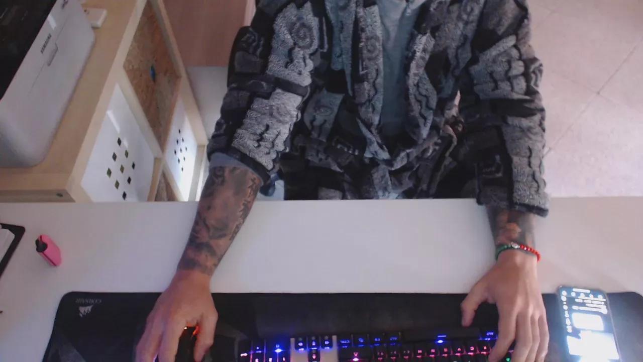 mistik_69 on Cam4 