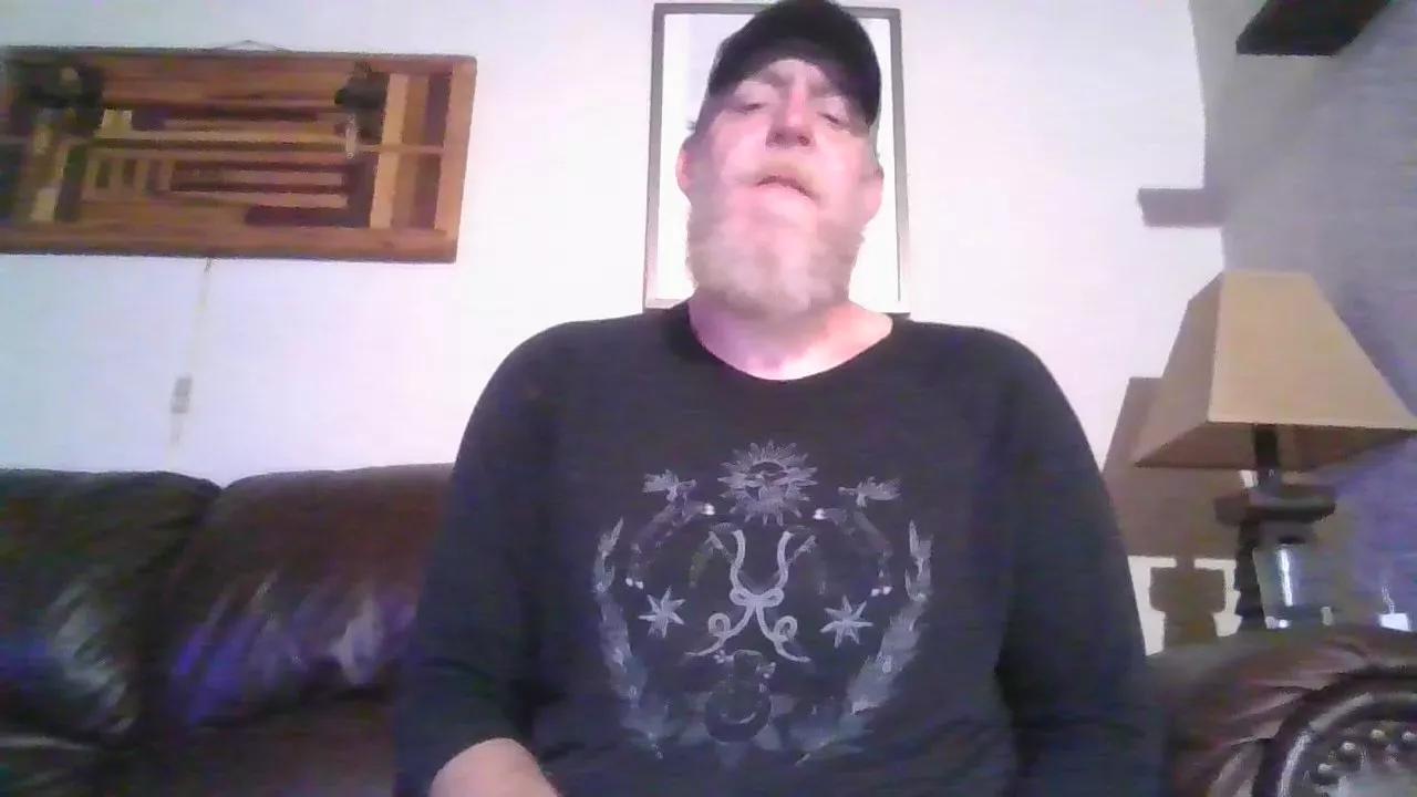 MoeBthick on Cam4 