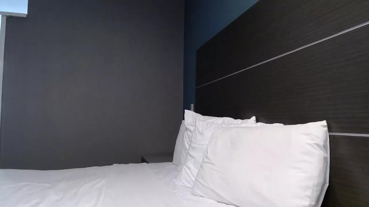 mollymoonsex on Cam4 