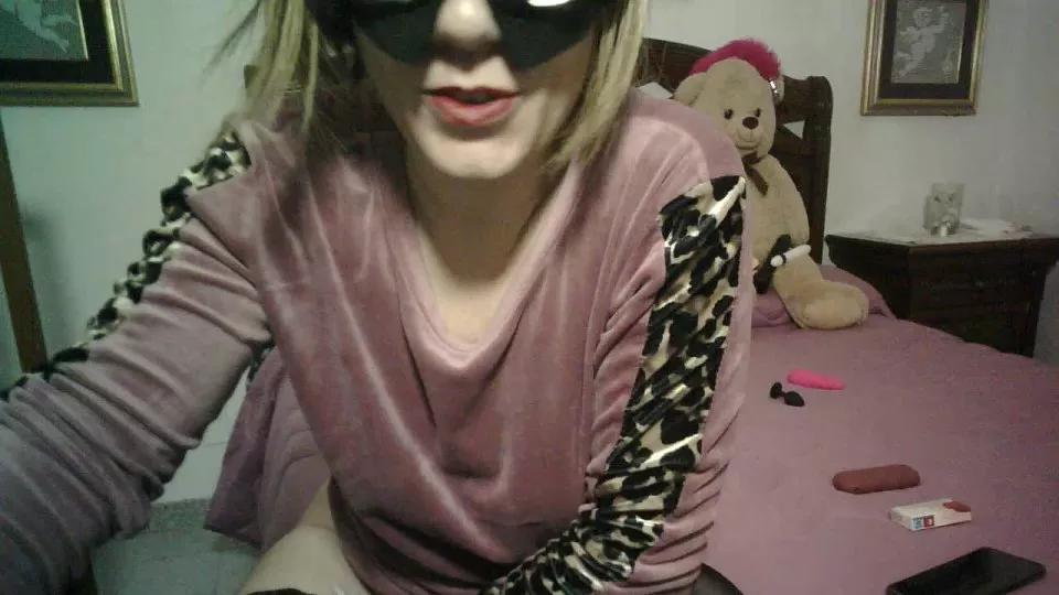 monellaebella on Cam4 