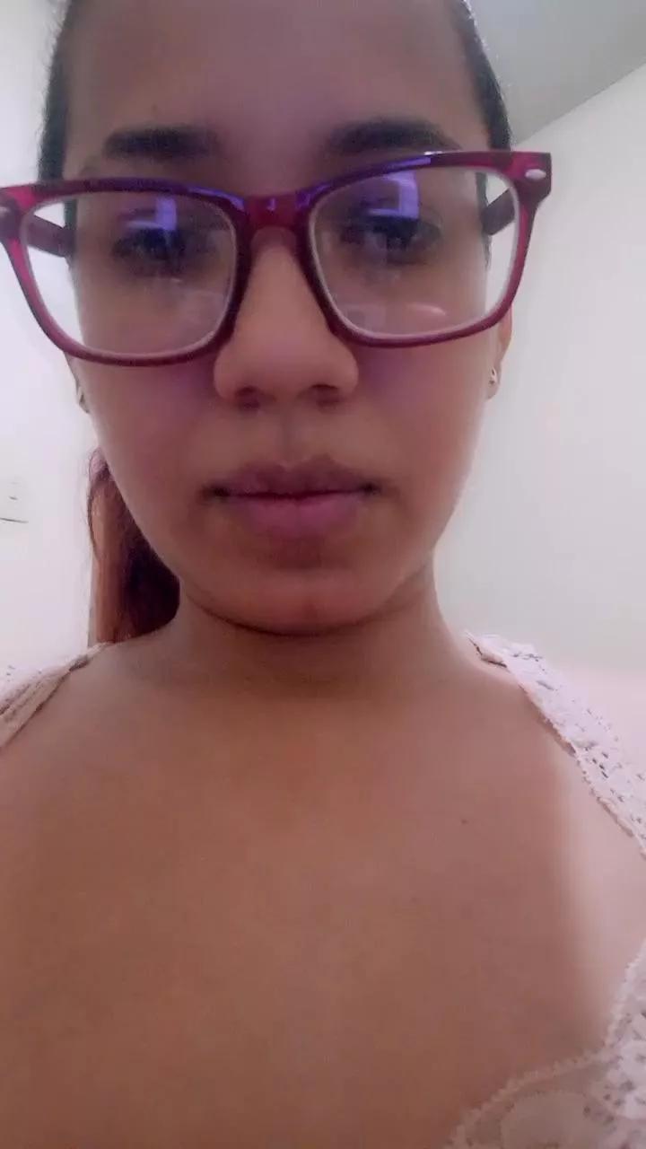 Mora69x on Cam4 
