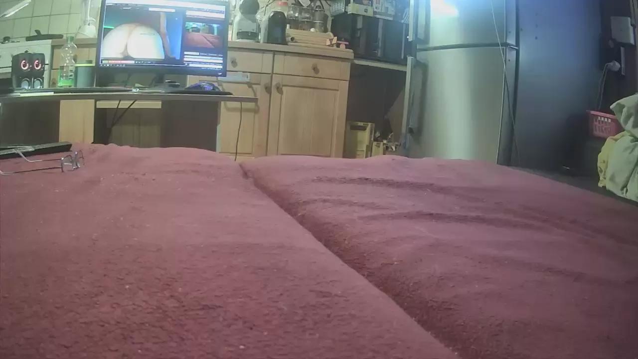 moses01 on Cam4 
