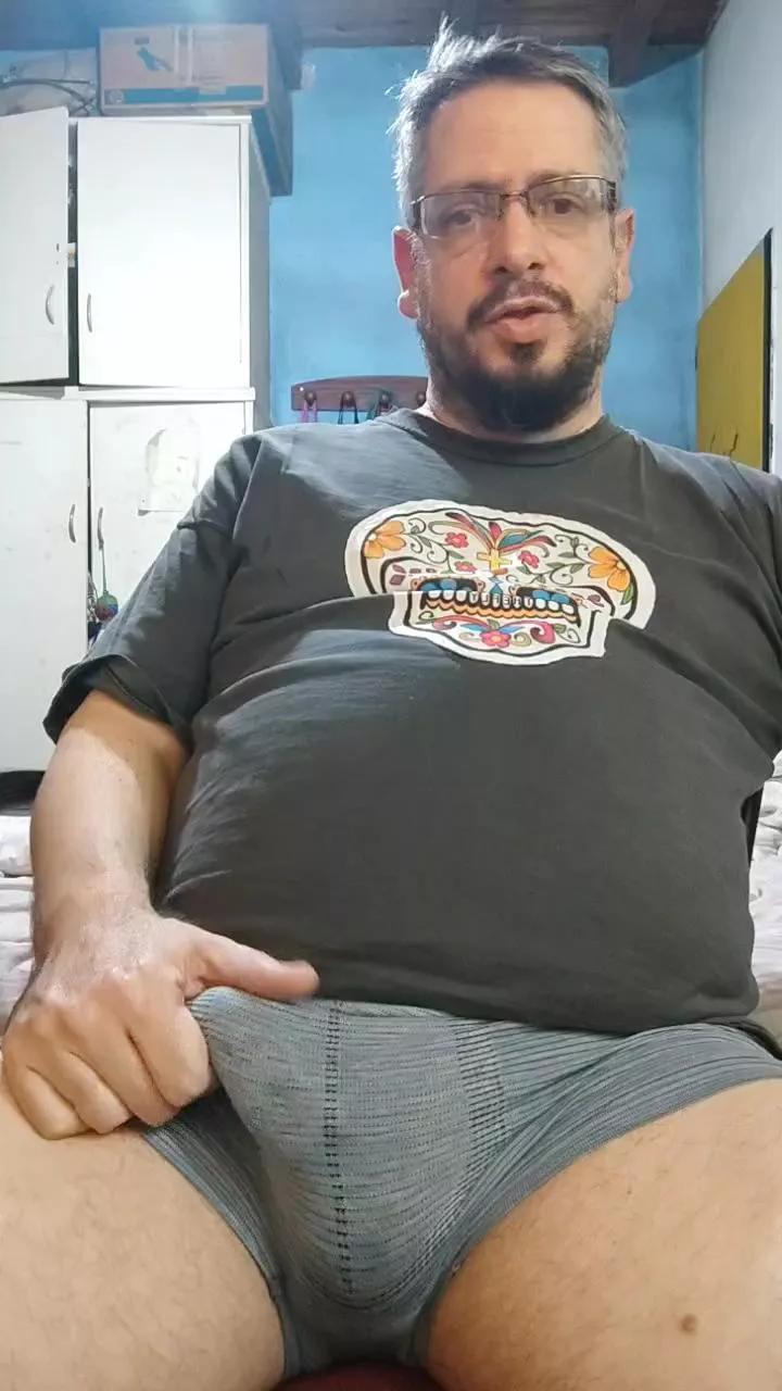 MrBig_2024 on Cam4