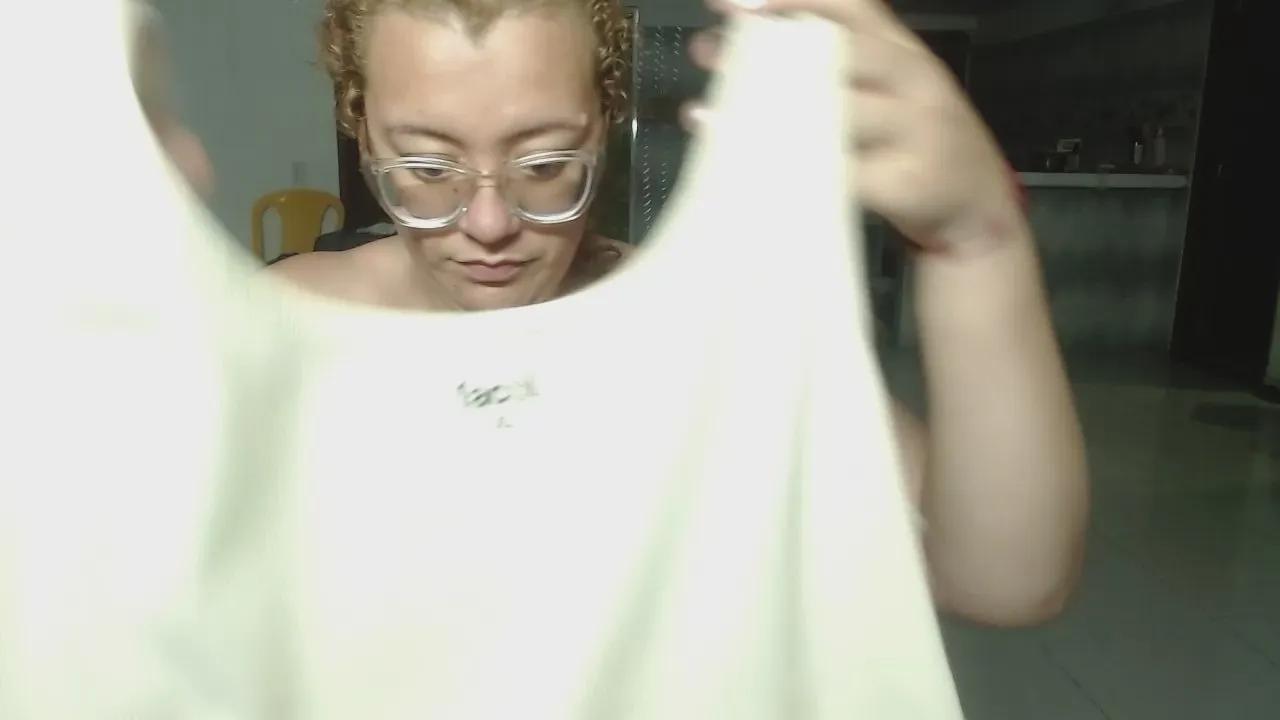 Mrs_agatha on Cam4