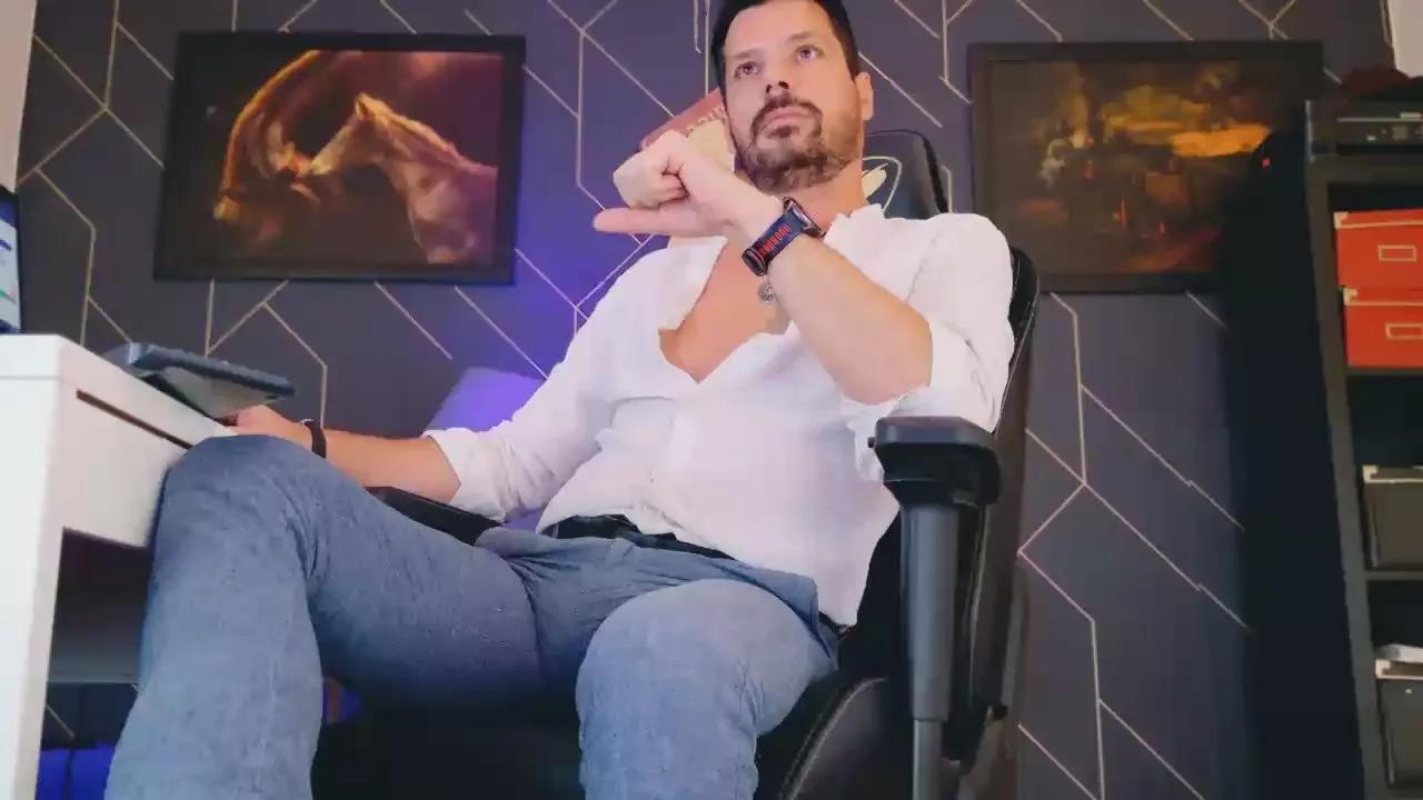 Offline MrSunday on Cam4