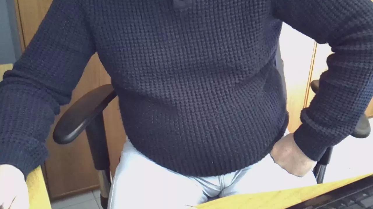 mtb03 on Cam4 