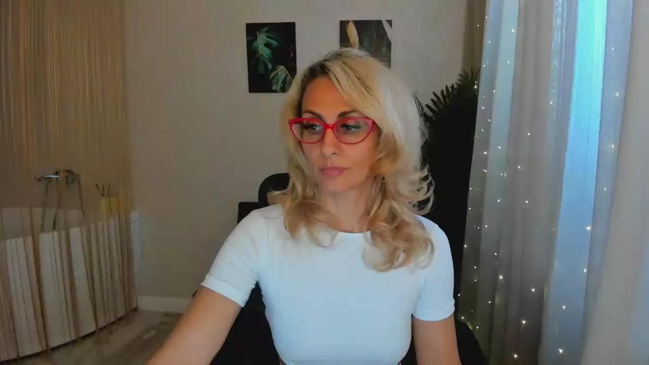 MuseOfStage on Cam4 