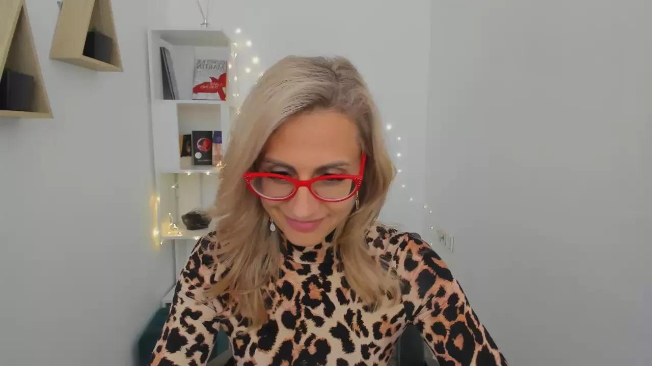 MuseOfStage on Cam4 