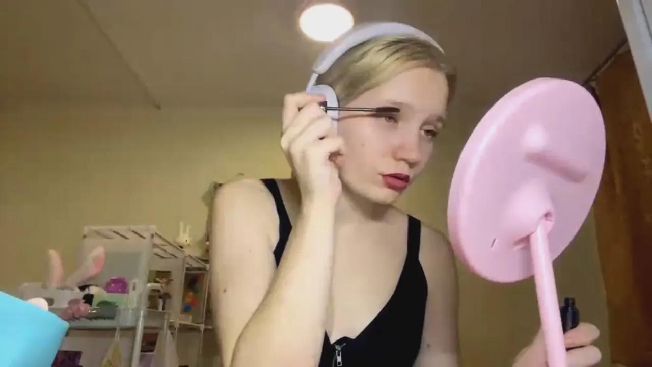 Offline MY_BIG_MOUTH on Cam4