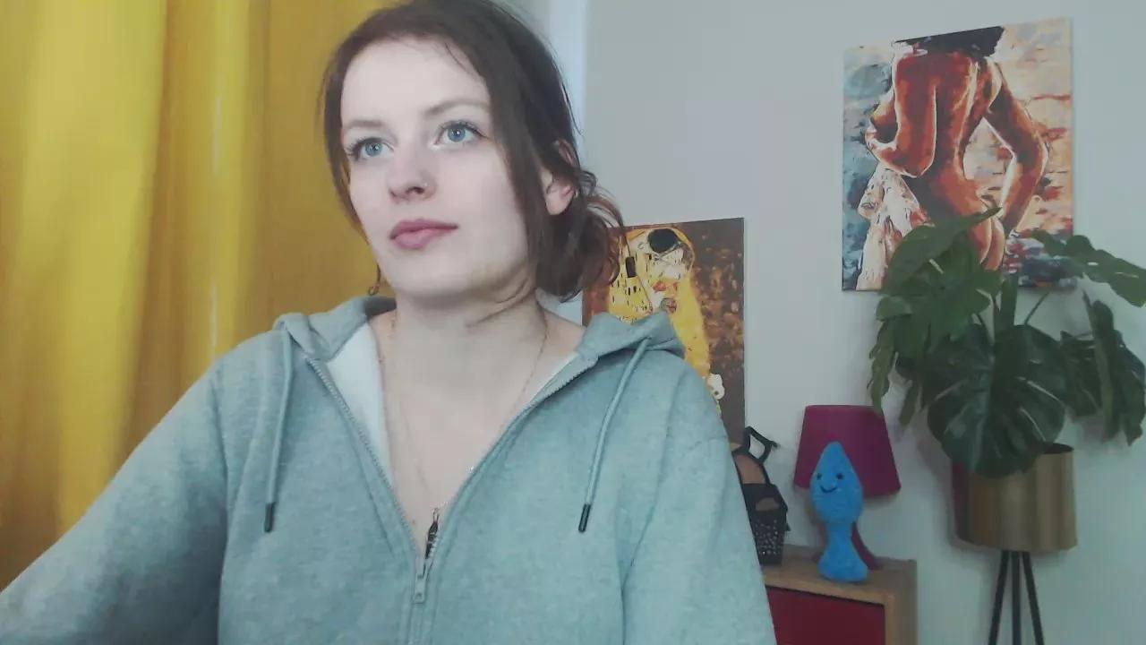 nadine_lust on Cam4 