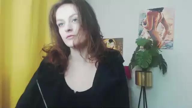nadine_lust on Cam4 