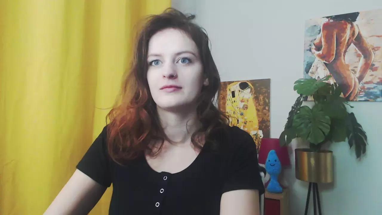 nadine_lust on Cam4 