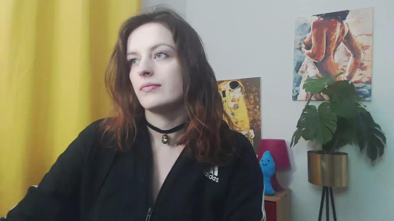 nadine_lust on Cam4 