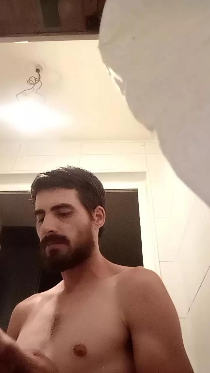 Nano2806 on Cam4