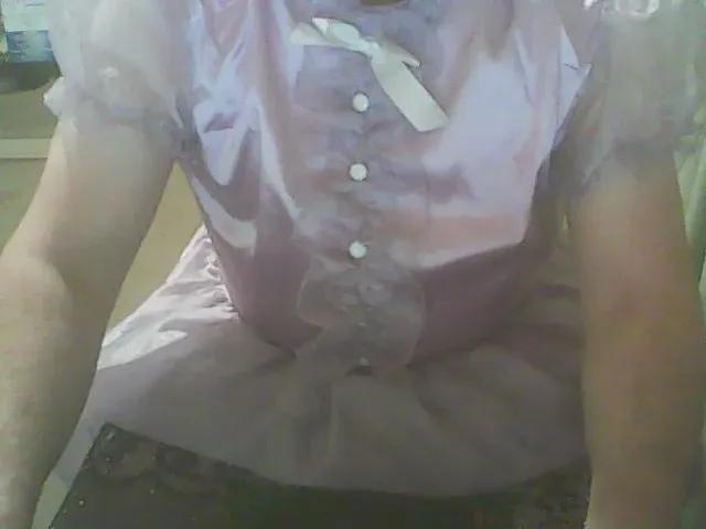 Offline nappysissy on Cam4