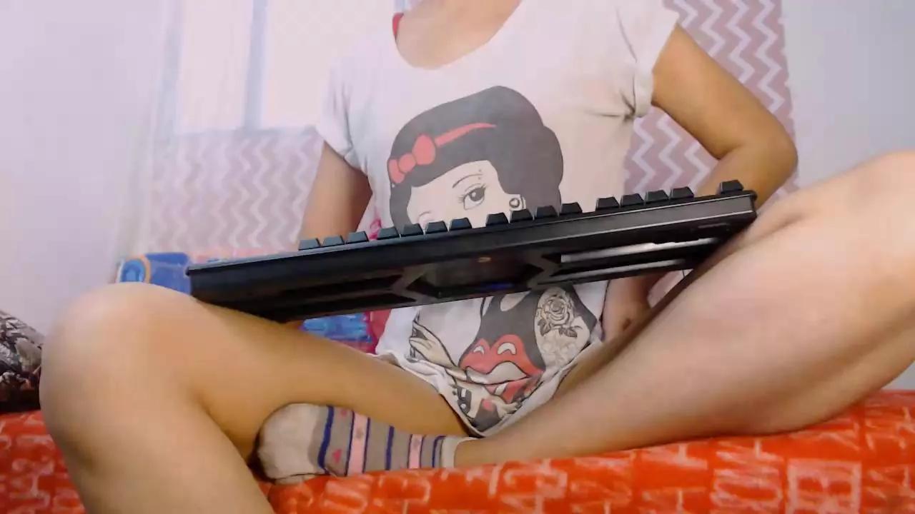 Offline Nathalie_f on Cam4