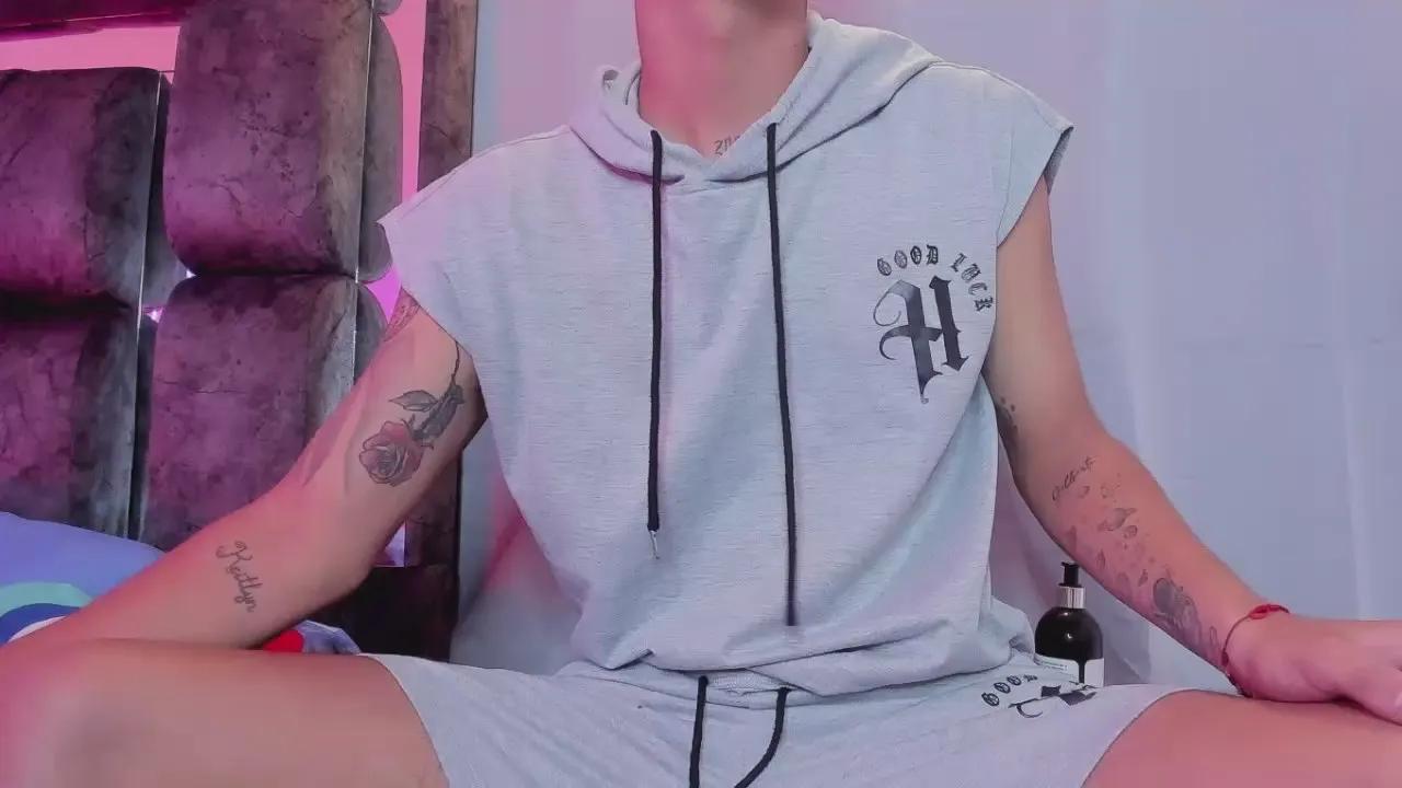 Offline naughty_daniel on Cam4