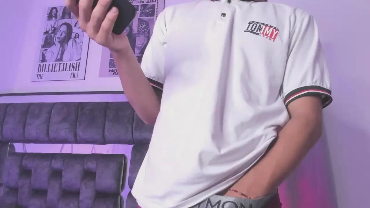 Offline naughty_daniel on Cam4