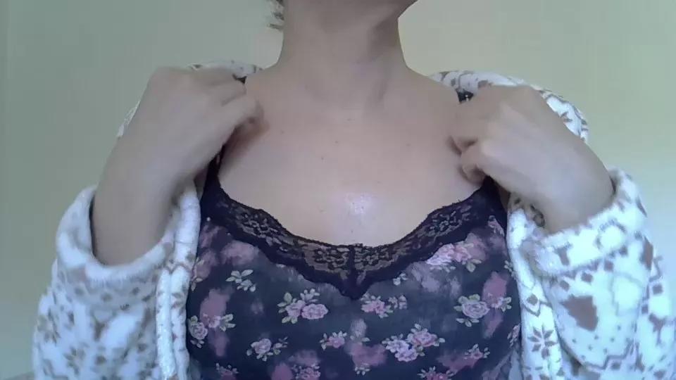 naughtyxana on Cam4 