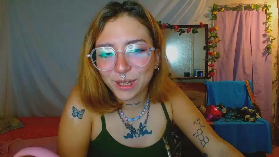 Nenav on Cam4 