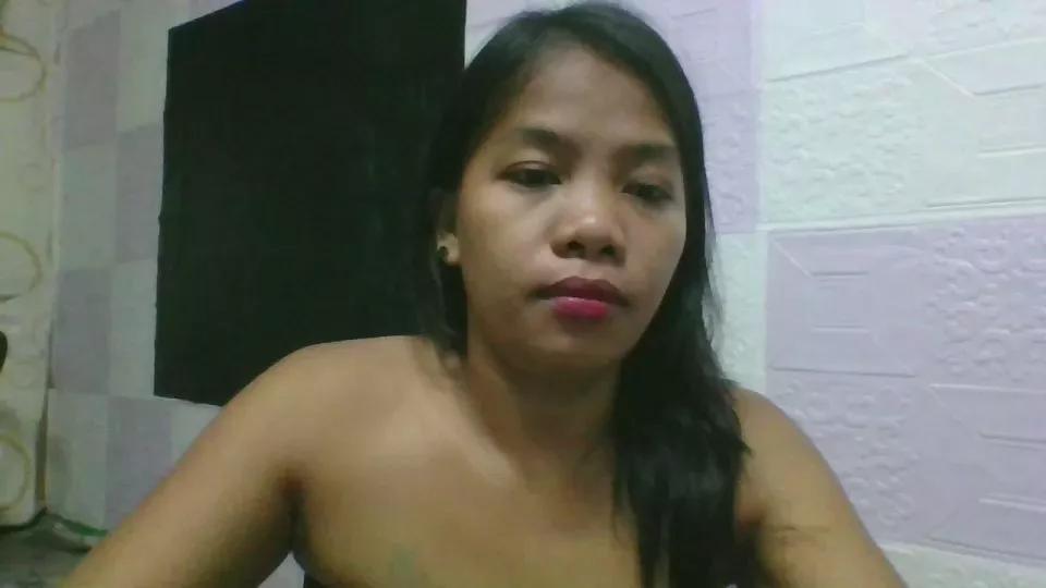 newlovelymom on Cam4 
