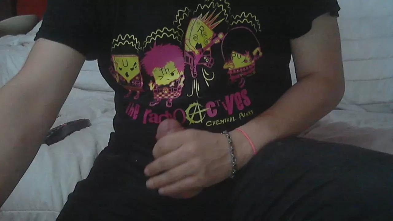 Offline NewParejaAlm on Cam4